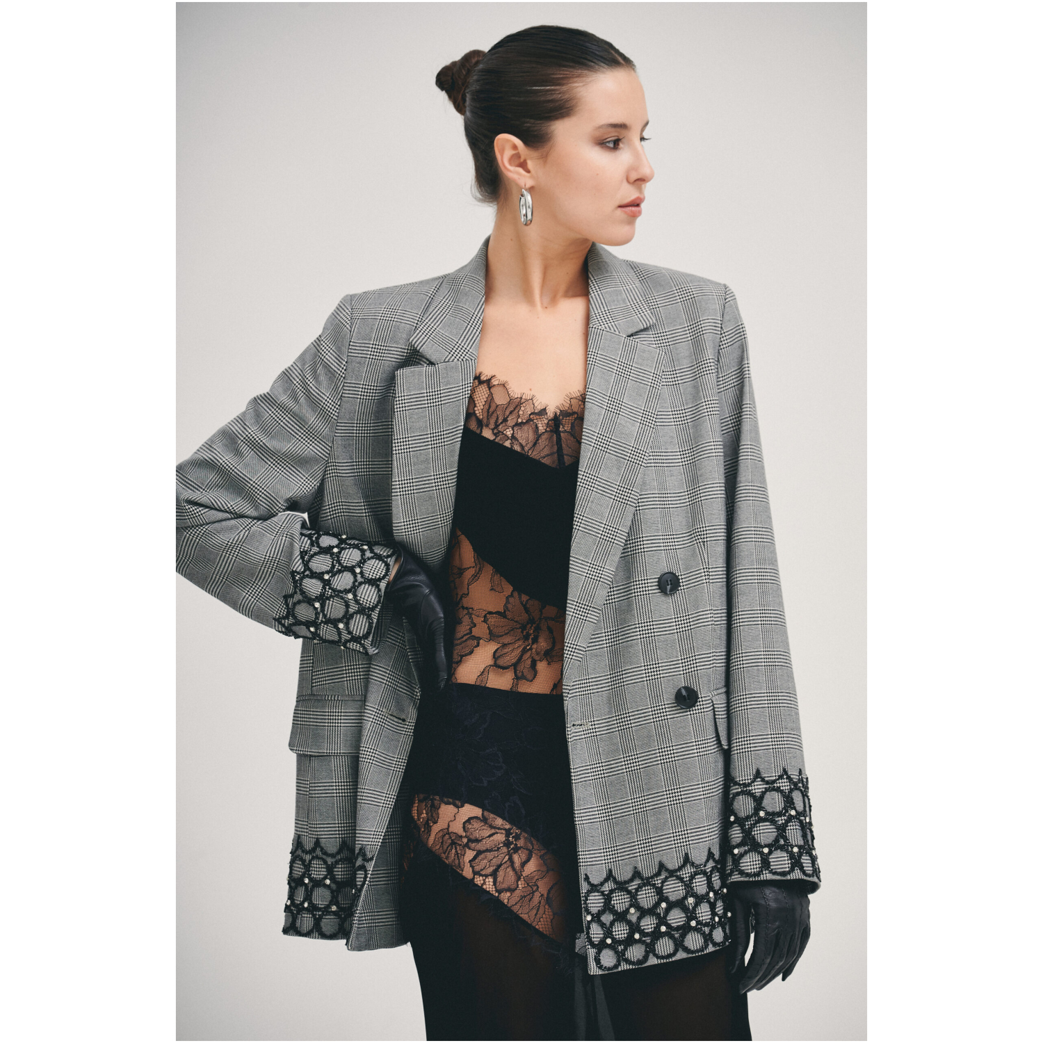 Blazer Kate bordado en manga